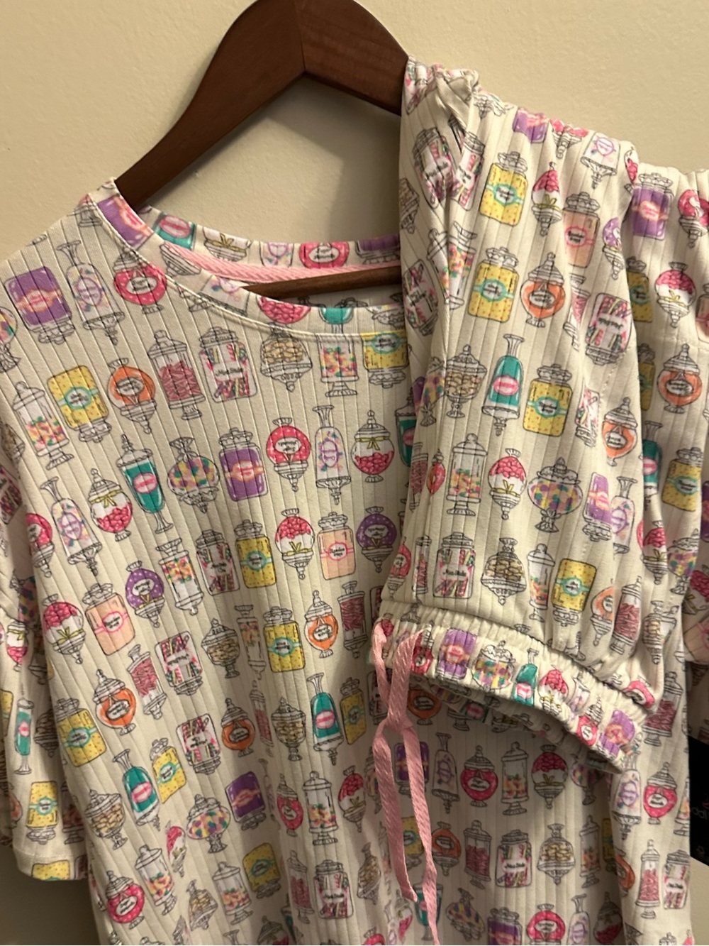 Cuddl Duds women’s Pajama Set with Pink Drawstring and Multicolor Candy Motif